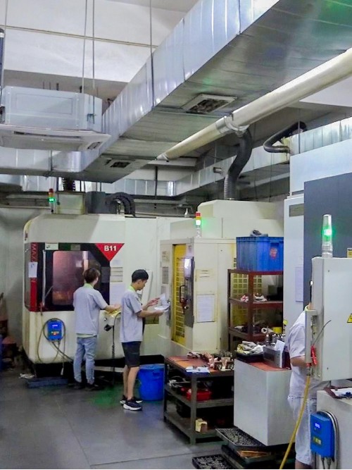 塑膠模具定制中空制品的優(yōu)點(diǎn)及分類